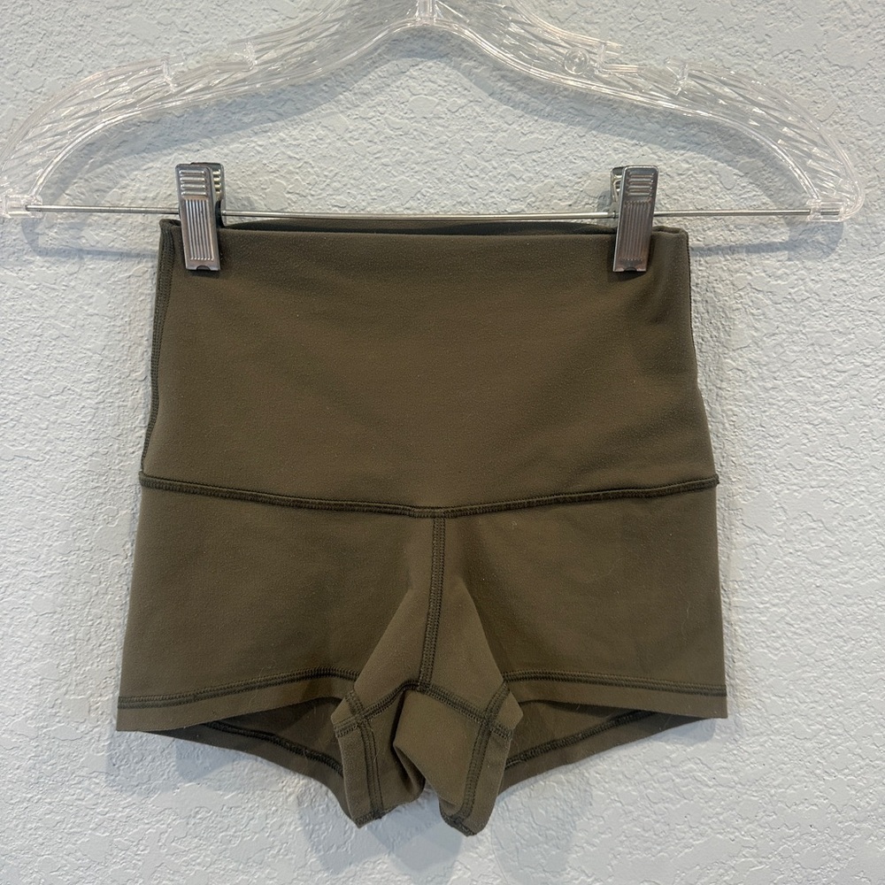 Lululemon Reversible Olive Green Women's High-Waisted Shorts - 2?